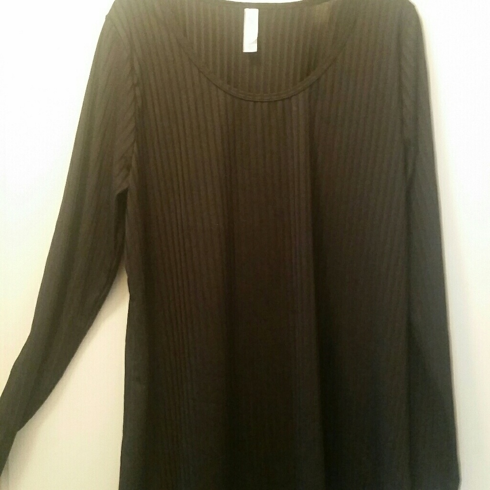 LuLaRoe Lynnae top - black / 2XL